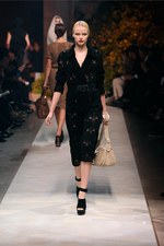 ロエベ 2013年春夏コレクション - ダリの妻ガラをミューズに魅惑のモダンラグジュアリー｜写真24