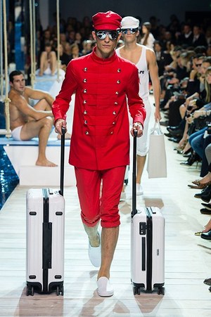 モンクレール ガム・ルージュ(MONCLER GAMME ROUGE) 2013年春夏ウィメンズ&メンズコレクション  - 写真3