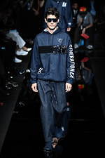 エンポリオ アルマーニ 20年春夏メンズコレクション、光を得たエネルギッシュなマスキュリンスタイル｜写真5