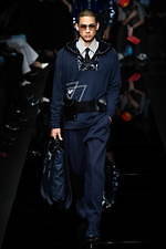 エンポリオ アルマーニ 20年春夏メンズコレクション、光を得たエネルギッシュなマスキュリンスタイル｜写真11