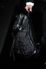 エンポリオ アルマーニ 20年春夏メンズコレクション、光を得たエネルギッシュなマスキュリンスタイル｜写真27