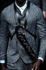 エンポリオ アルマーニ 20年春夏メンズコレクション、光を得たエネルギッシュなマスキュリンスタイル｜写真84