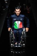 エンポリオ アルマーニ 20年春夏メンズコレクション、光を得たエネルギッシュなマスキュリンスタイル｜写真120