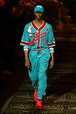 ドルチェ＆ガッバーナ 2020年春夏メンズコレクション、ジャングルの中で楽しむエレガンスな着こなし｜写真110