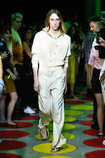 マルニ 2020年春夏メンズコレクション - 人工と自然の衝突から不均一な調和へ｜写真13