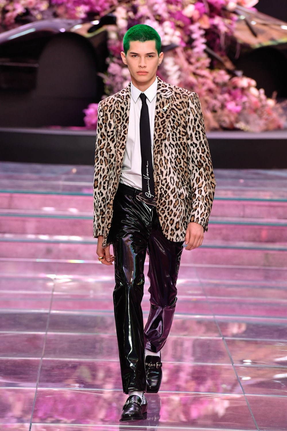 ヴェルサーチェ 2020年春夏<span>コレクション</span> - 写真26