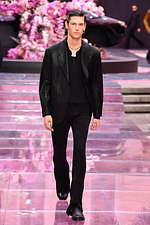 ヴェルサーチェ 2020年春夏メンズコレクション - 力強い男性像の追求――自信と自由、自己表現｜写真74