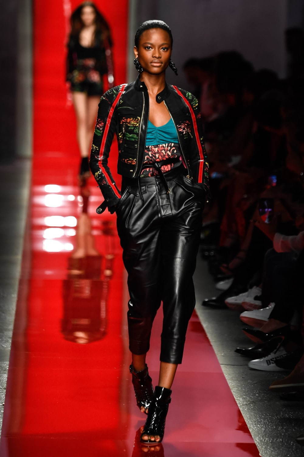 ディースクエアード 2020年春夏｜ クロップド