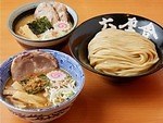 東京駅一番街「東京ラーメンストリート」六厘舎＆東京駅 斑鳩など8店舗から10周年メニュー｜写真4
