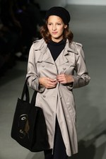 アニエスベー(agnès b.) 2013年春夏コレクション - パリシックな夏のスタイル｜写真2