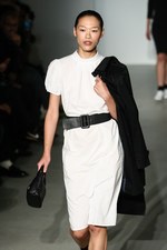 アニエスベー(agnès b.) 2013年春夏コレクション - パリシックな夏のスタイル｜写真4