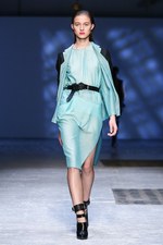 アライサラ(araisara) 2013年春夏コレクション - パリコレクションに初登場｜写真5