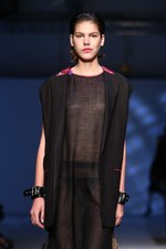 アライサラ(araisara) 2013年春夏コレクション - パリコレクションに初登場｜写真19