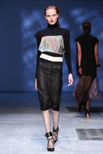 アライサラ(araisara) 2013年春夏コレクション - パリコレクションに初登場｜写真20