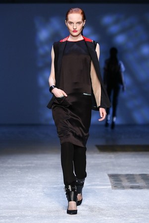 アライサラ(araisara) 2013年春夏コレクション - パリコレクションに初登場｜写真3