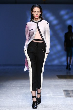 アライサラ(araisara) 2013年春夏コレクション - パリコレクションに初登場｜写真6