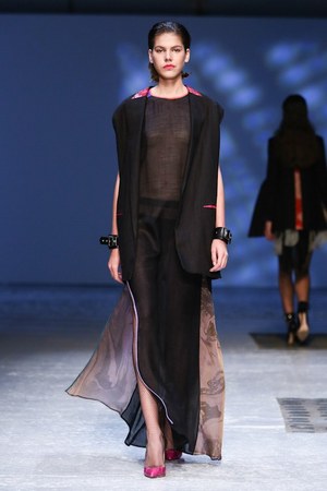 アライサラ(araisara) 2013年春夏コレクション - パリコレクションに初登場｜写真18