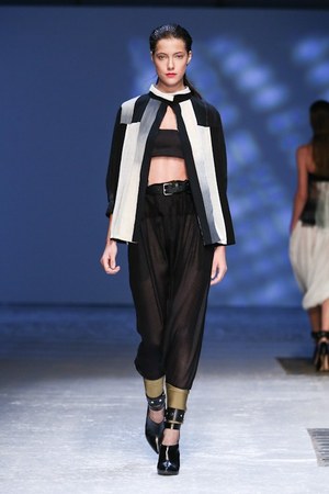 アライサラ(araisara) 2013年春夏コレクション - パリコレクションに初登場｜写真24