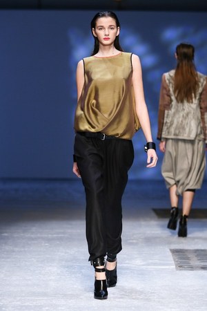 アライサラ(araisara) 2013年春夏コレクション - パリコレクションに初登場｜写真38