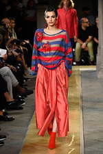 ジョルジオ アルマーニ 2020年春夏コレクション、歴史深い建築物の中でみせる新たなエレガンス｜写真112