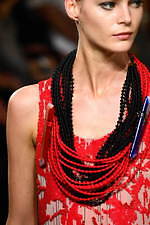 ジョルジオ アルマーニ 2020年春夏コレクション、歴史深い建築物の中でみせる新たなエレガンス｜写真135