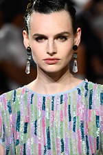 ジョルジオ アルマーニ 2020年春夏コレクション、歴史深い建築物の中でみせる新たなエレガンス｜写真141