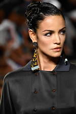 ジョルジオ アルマーニ 2020年春夏コレクション、歴史深い建築物の中でみせる新たなエレガンス｜写真22