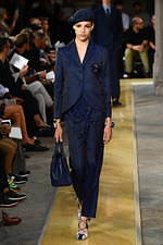 ジョルジオ アルマーニ 2020年春夏コレクション、歴史深い建築物の中でみせる新たなエレガンス｜写真41