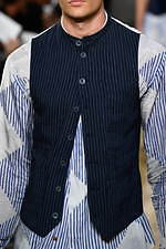 ジョルジオ アルマーニ 2020年春夏コレクション、歴史深い建築物の中でみせる新たなエレガンス｜写真56