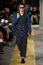 ジョルジオ アルマーニ 2020年春夏コレクション、歴史深い建築物の中でみせる新たなエレガンス｜写真63