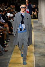 ジョルジオ アルマーニ 2020年春夏コレクション、歴史深い建築物の中でみせる新たなエレガンス｜写真73