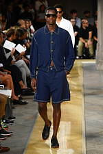 ジョルジオ アルマーニ 2020年春夏コレクション、歴史深い建築物の中でみせる新たなエレガンス｜写真80