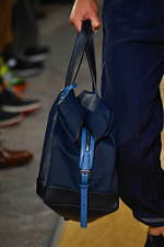 ジョルジオ アルマーニ 2020年春夏コレクション、歴史深い建築物の中でみせる新たなエレガンス｜写真86