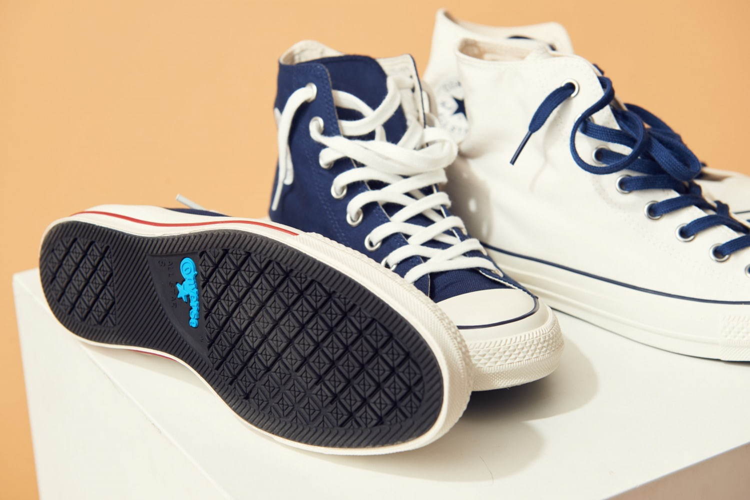 コンバース×トゥモローランドのスニーカー「オールスター 100 HI」2 