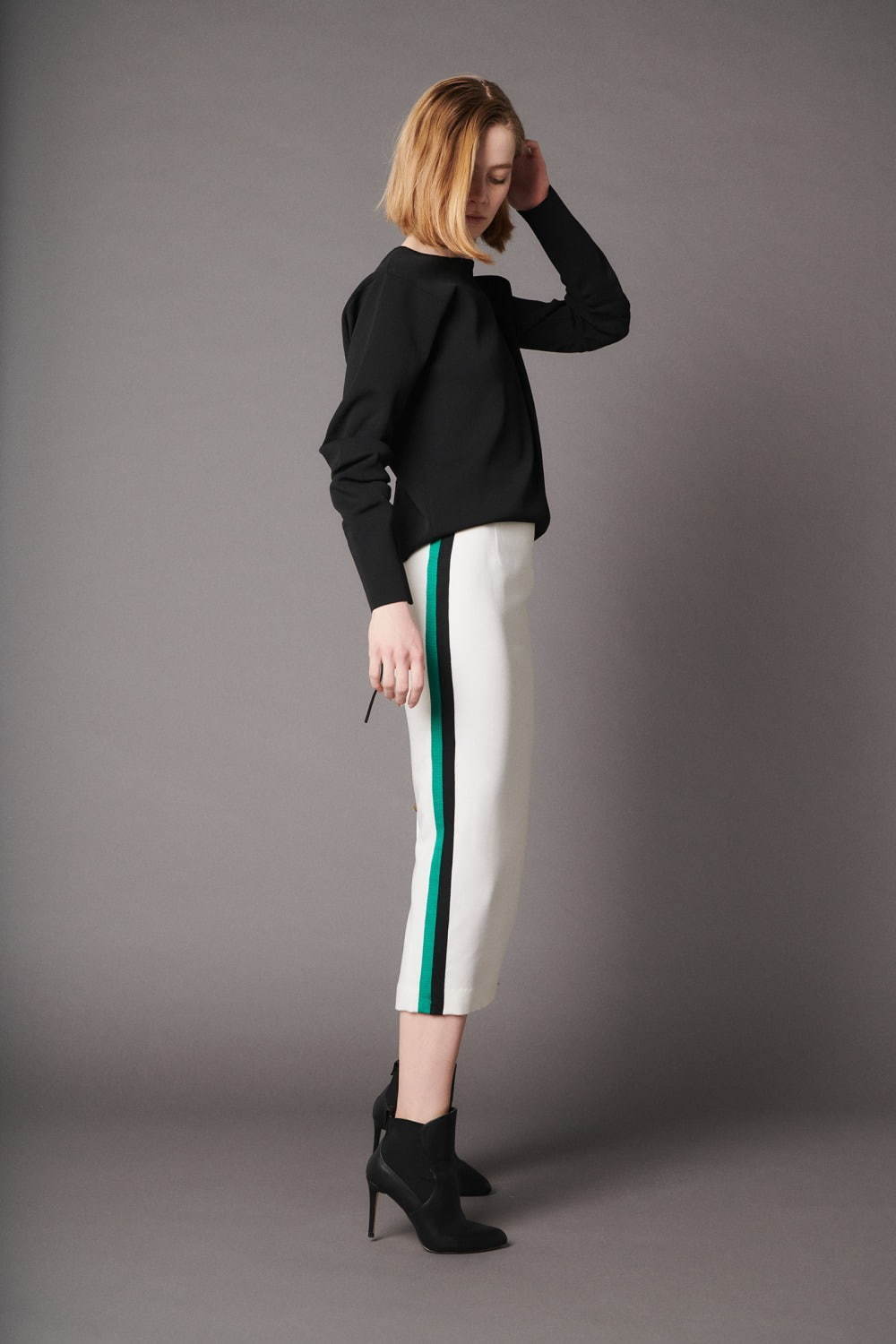 ルーム エイト(Room no.8) 2019-20年秋冬ウィメンズコレクション  - 写真7