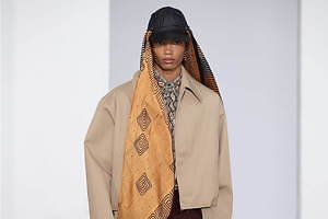 コモン スウェーデン 2020年春夏コレクション、中東の空気と溶け合う日常のワードローブ