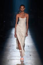 ヘロン・プレストン 2020年春夏コレクション、NYの街で暮らす人々のユニフォームに目をむけて｜写真32