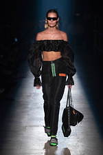 ヘロン・プレストン 2020年春夏コレクション、NYの街で暮らす人々のユニフォームに目をむけて｜写真34