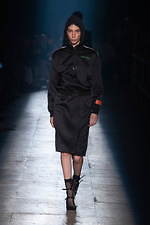 ヘロン・プレストン 2020年春夏コレクション、NYの街で暮らす人々のユニフォームに目をむけて｜写真38