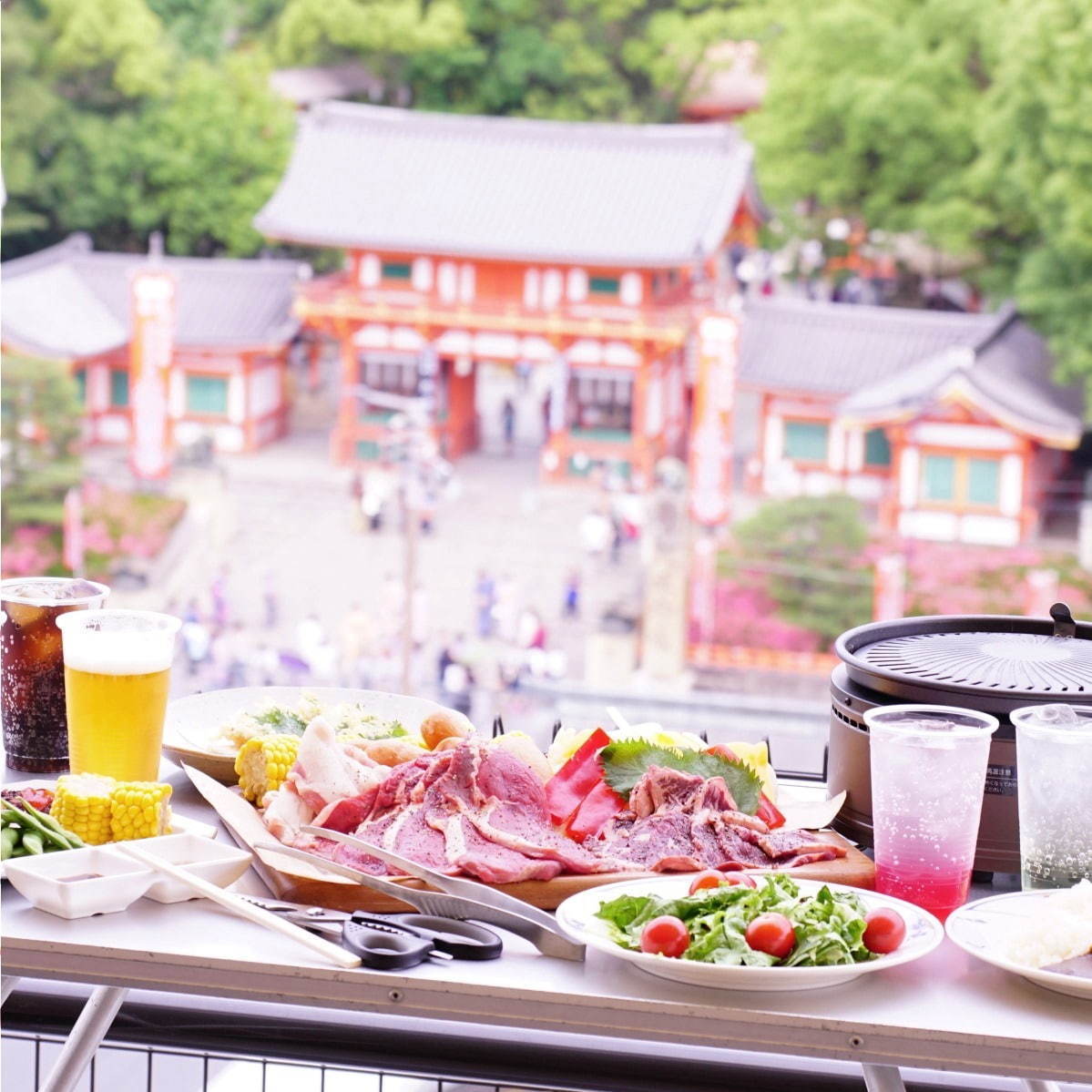 八坂神社や京都タワーなどを一望するビアガーデン、京都・祇園にオープン - 16種のビール＆BBQ｜写真7