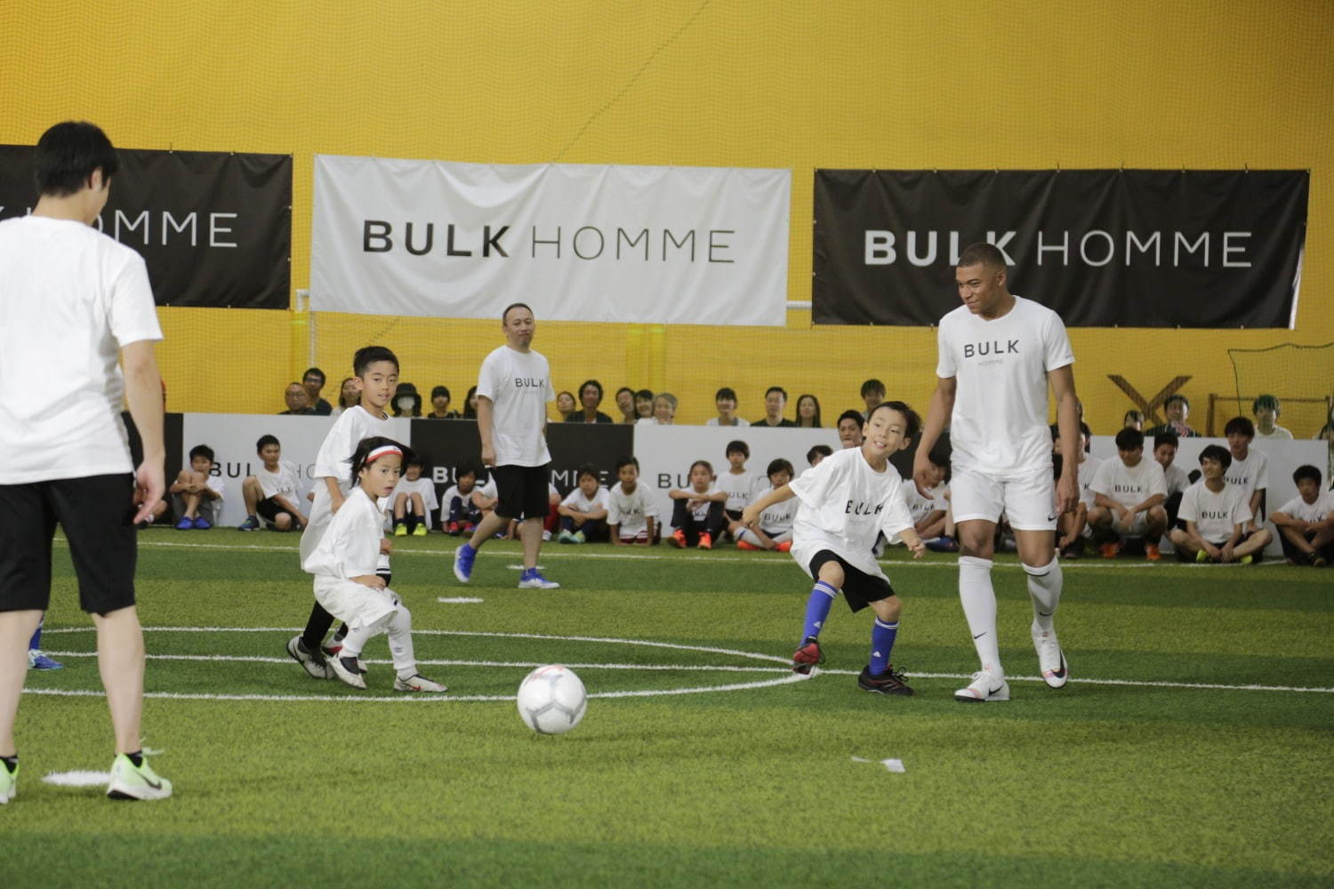 写真9 10 サッカーフランス代表エムバペ 日本発メンズスキンケアブランド バルクオム のアンバサダーに ファッションプレス 写真9 10 サッカーフランス代表エムバペ 日本発メンズスキンケアブランド バルクオム のアンバサダーに ファッションプレス