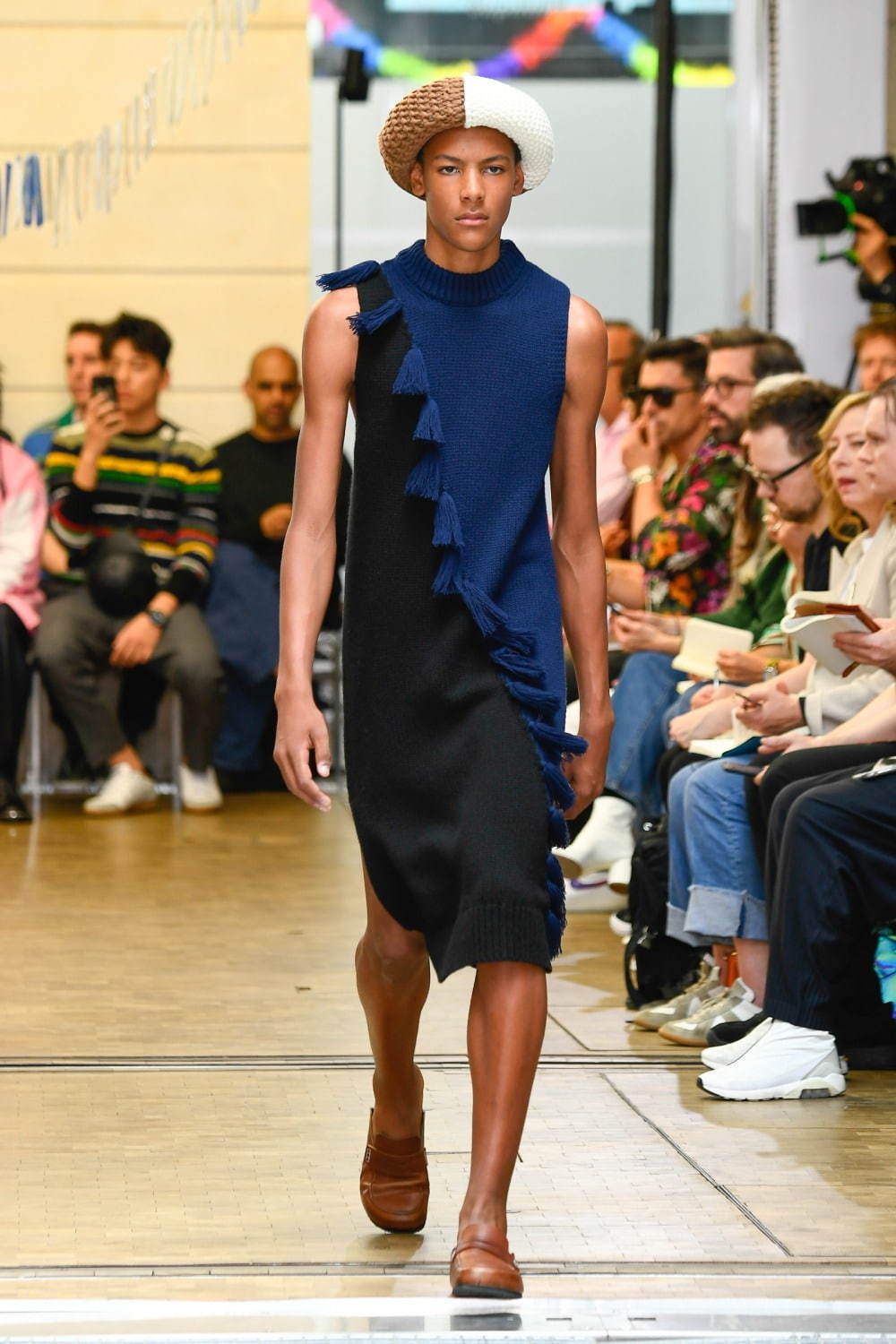 ジェイ ダブリュー アンダーソン(JW Anderson) 2020年春夏メンズコレクション  - 写真9