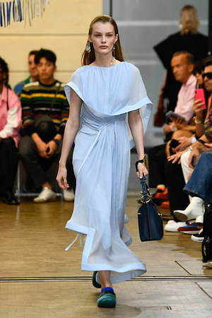 JW アンダーソン(JW Anderson) 2020年春夏ウィメンズコレクション  - 写真5