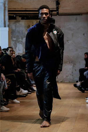 バスクチュール(BASSCOUTUR) 2019-20年秋冬ウィメンズ&メンズコレクション  - 写真6