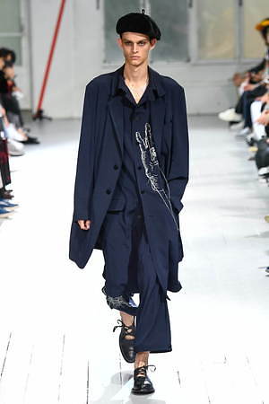 ヨウジヤマモト 2020年春夏メンズコレクション - 浮遊する実体――混沌と 