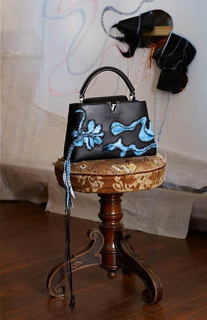 ルイ・ヴィトンのバッグ「カプシーヌ」現代アーティストとコラボ 