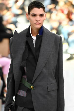sacai 2020年春夏メンズコレクション、sacaiの考える新たな男性の正装｜写真8