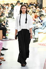 sacai 2020年リゾートコレクション - フォーマルウェアにかけられたsacaiの魔法｜写真1