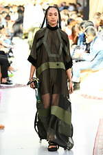 sacai 2020年リゾートコレクション - フォーマルウェアにかけられたsacaiの魔法｜写真22