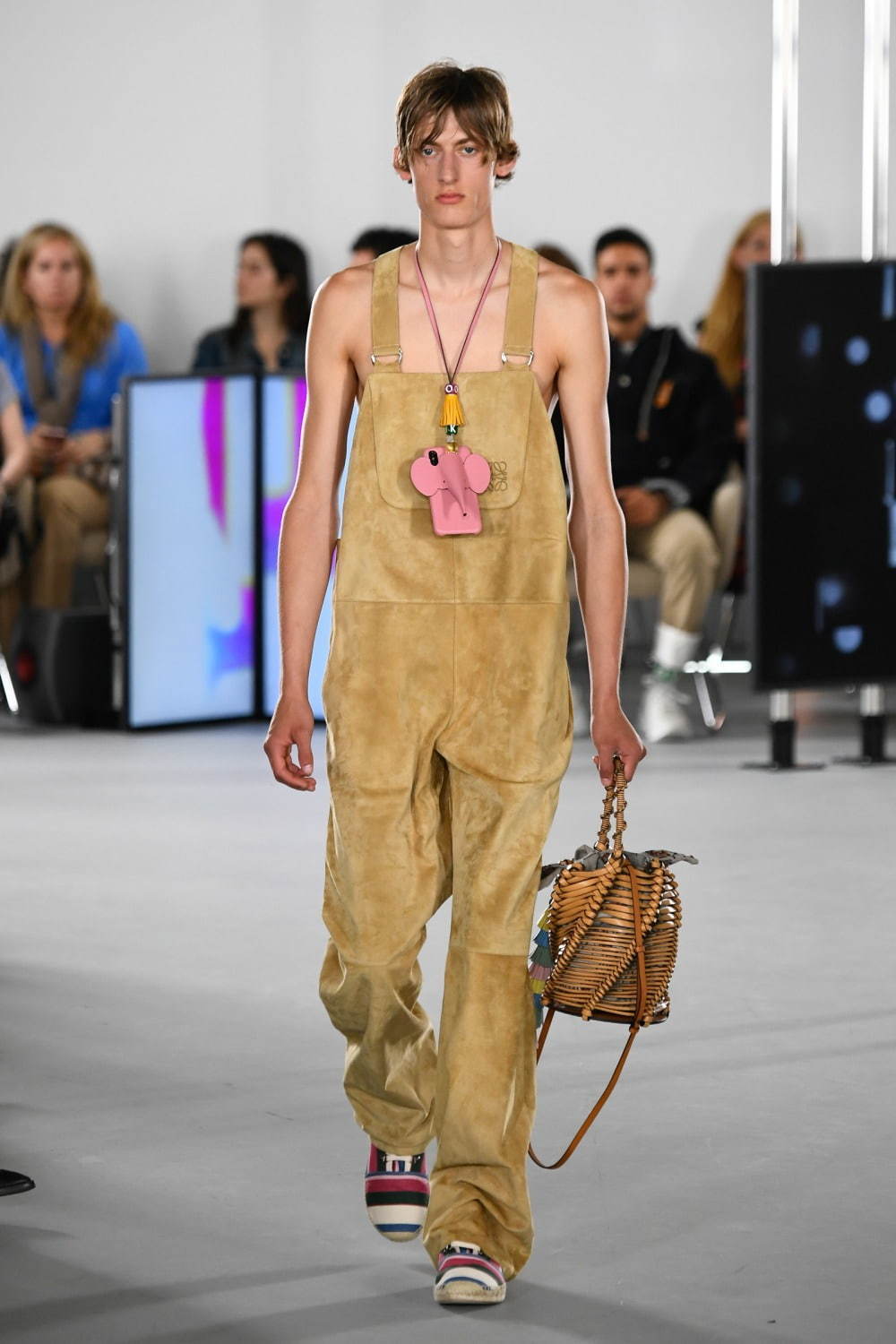 ロエベ(LOEWE) 2020年春夏メンズコレクション シルエット - 写真29